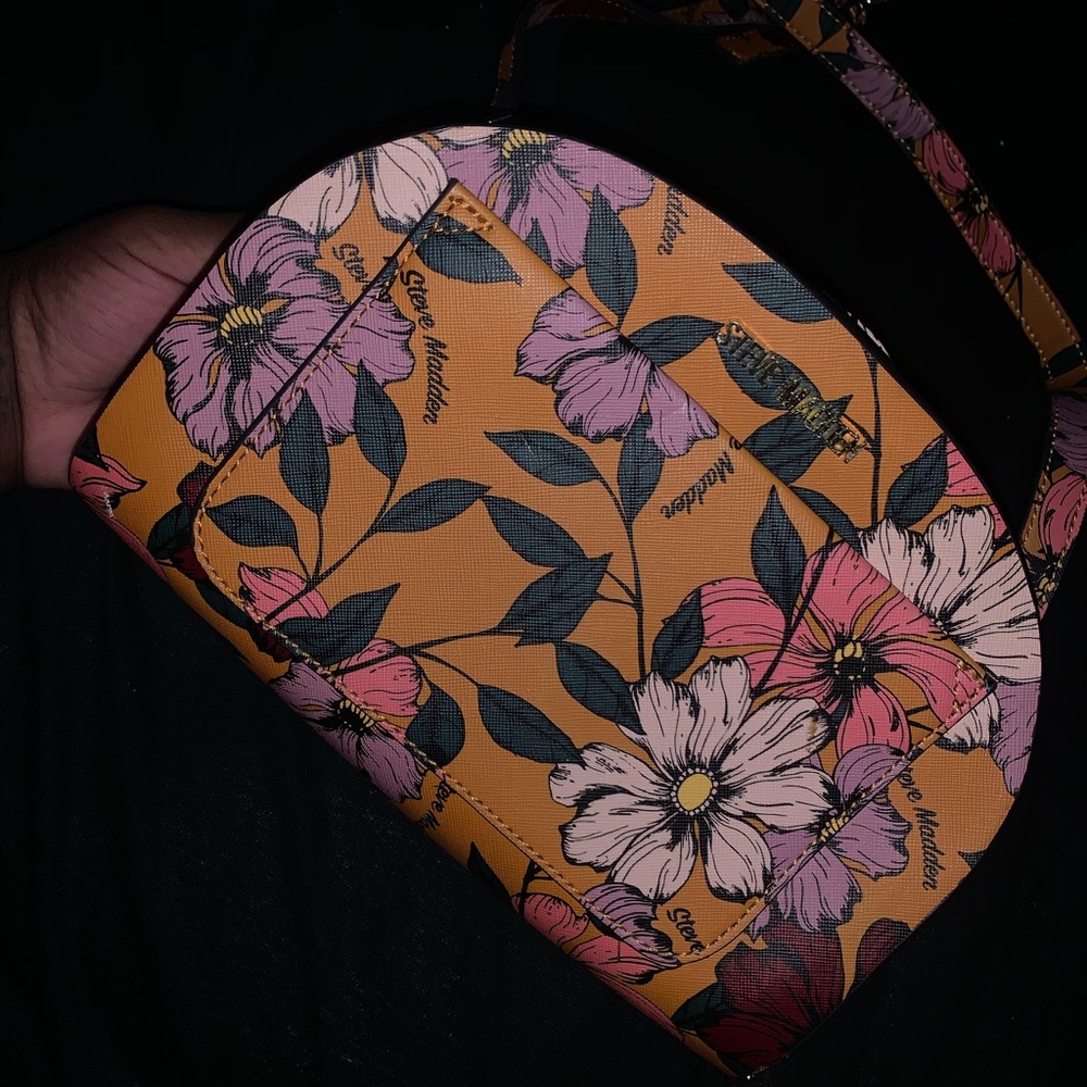 Steve Madden Floral Fall Purse 🍁🍂